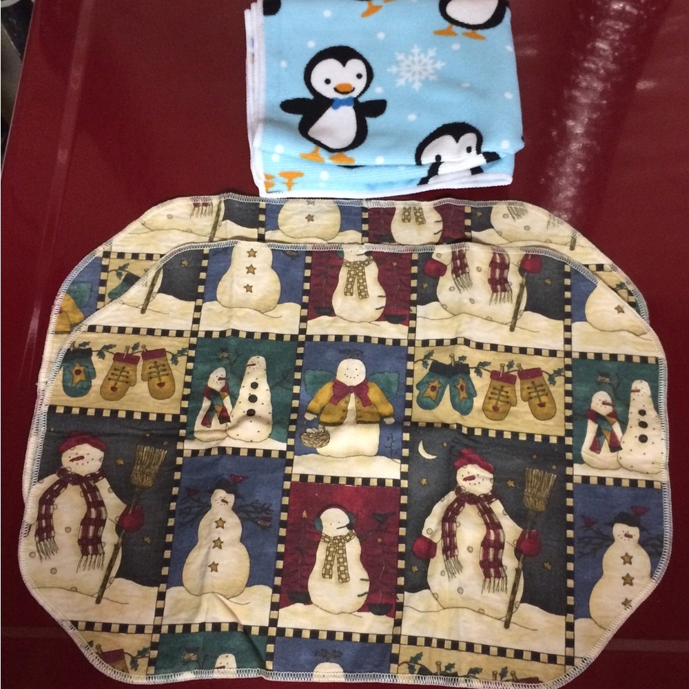 Christmas Towel and Placemats Bundle Snowmen Penguins Winter Cute Blue Red Green